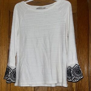 LOFT Women's White Top with Black Embroidered Sleeves S